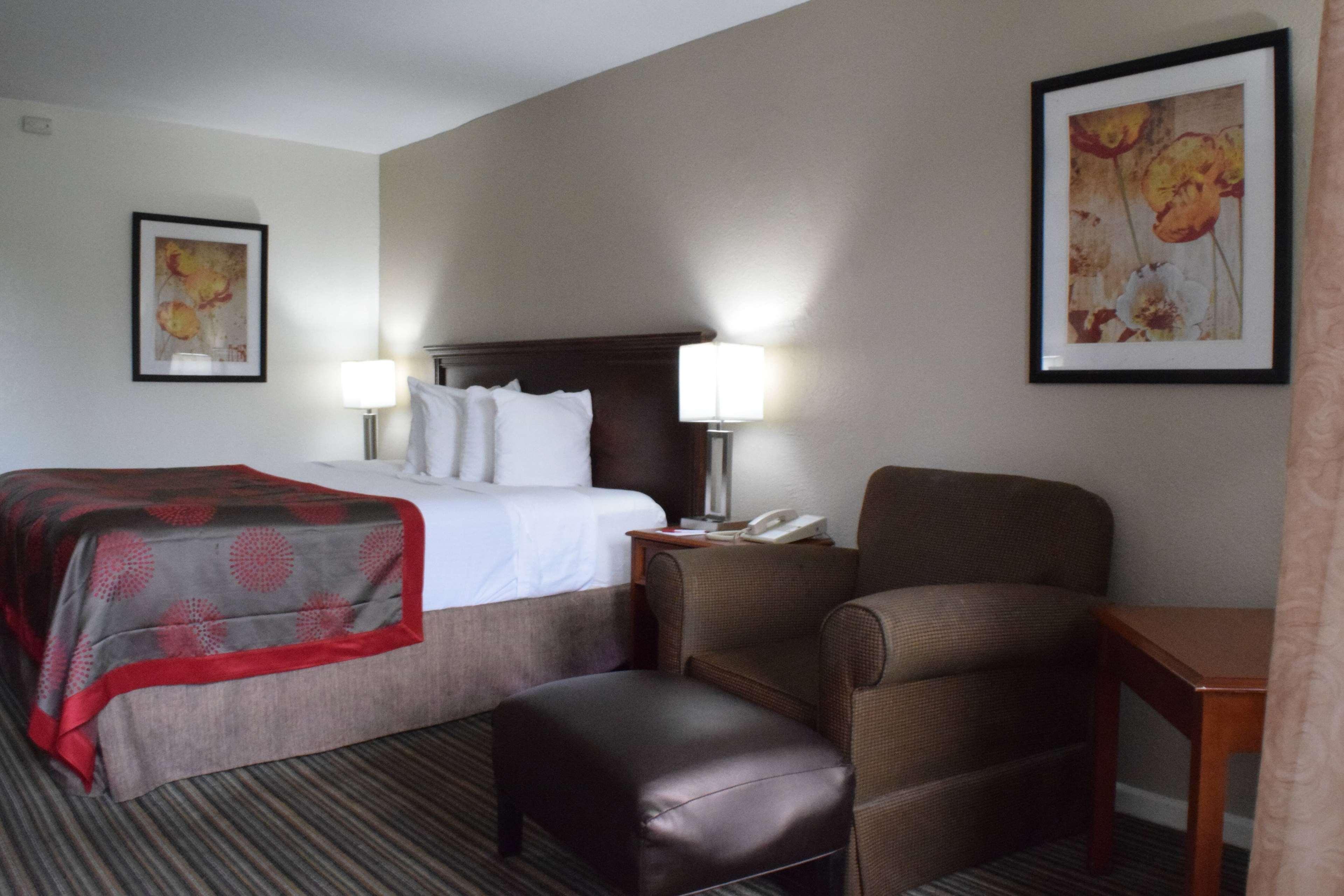 Ramada By Wyndham Savannah Gateway Exterior foto