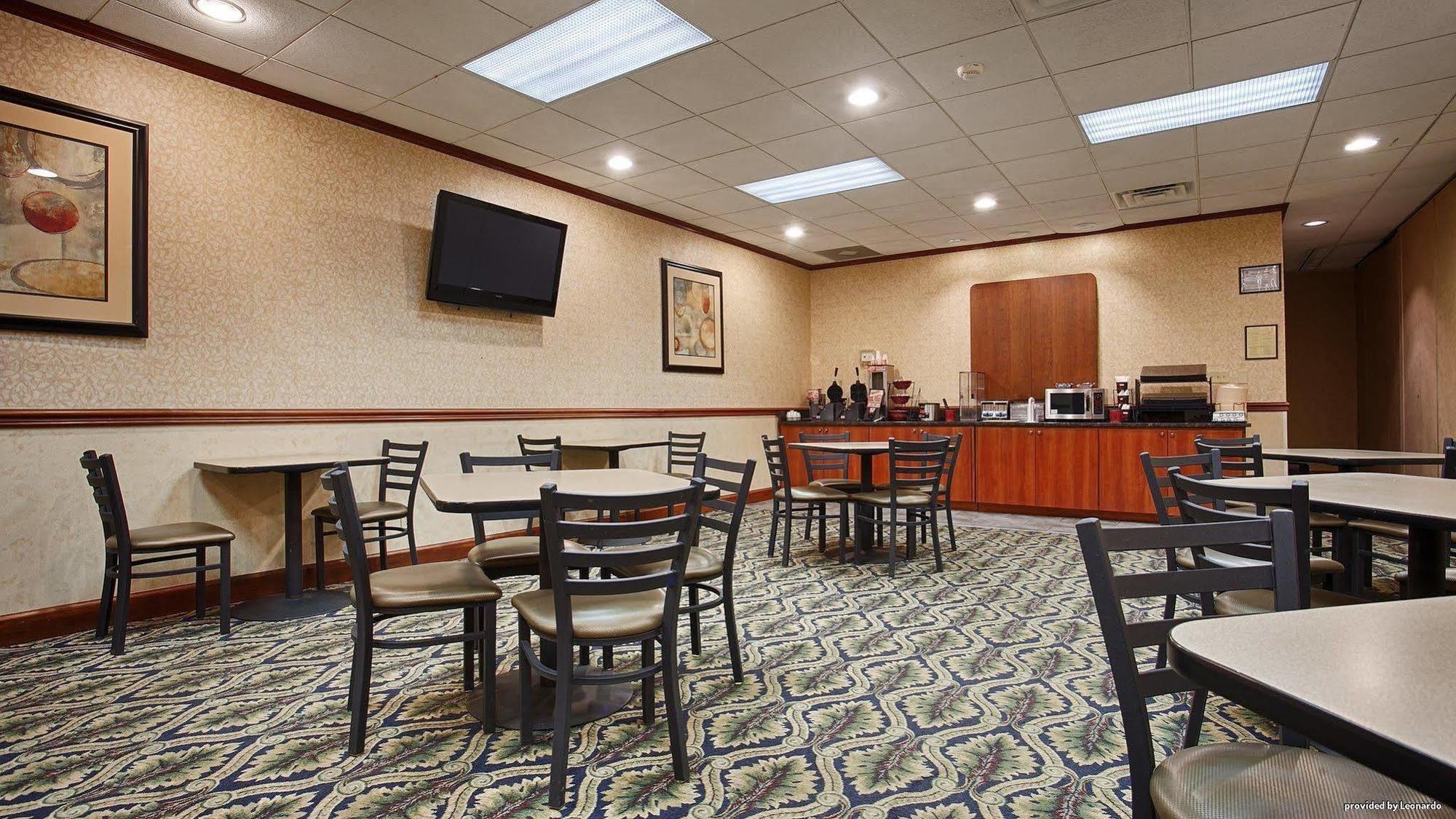 Ramada By Wyndham Savannah Gateway Exterior foto